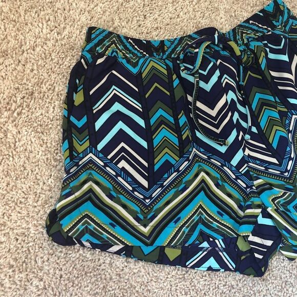 Forever 21 Patterned Drawstring Shorts - Picture 3 of 5